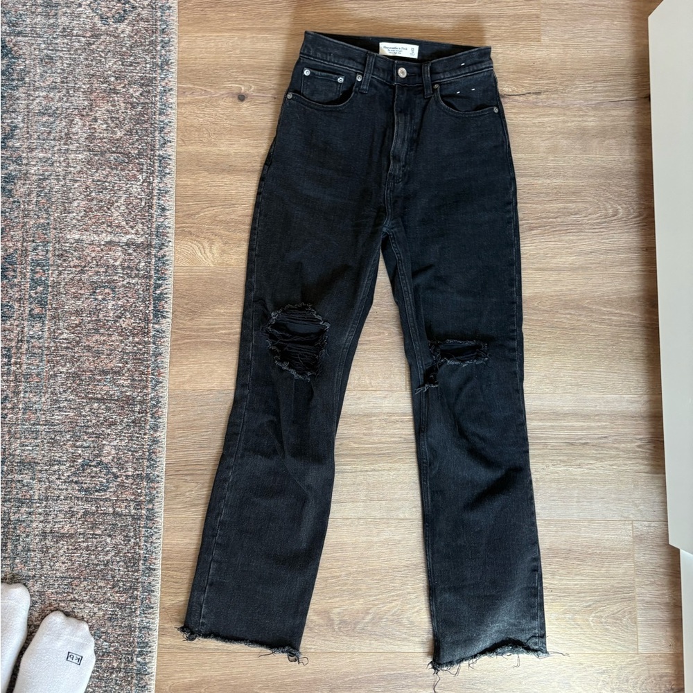 Abercrombie & Fitch The Ankle Straight - Ultra High Rise - distressed black